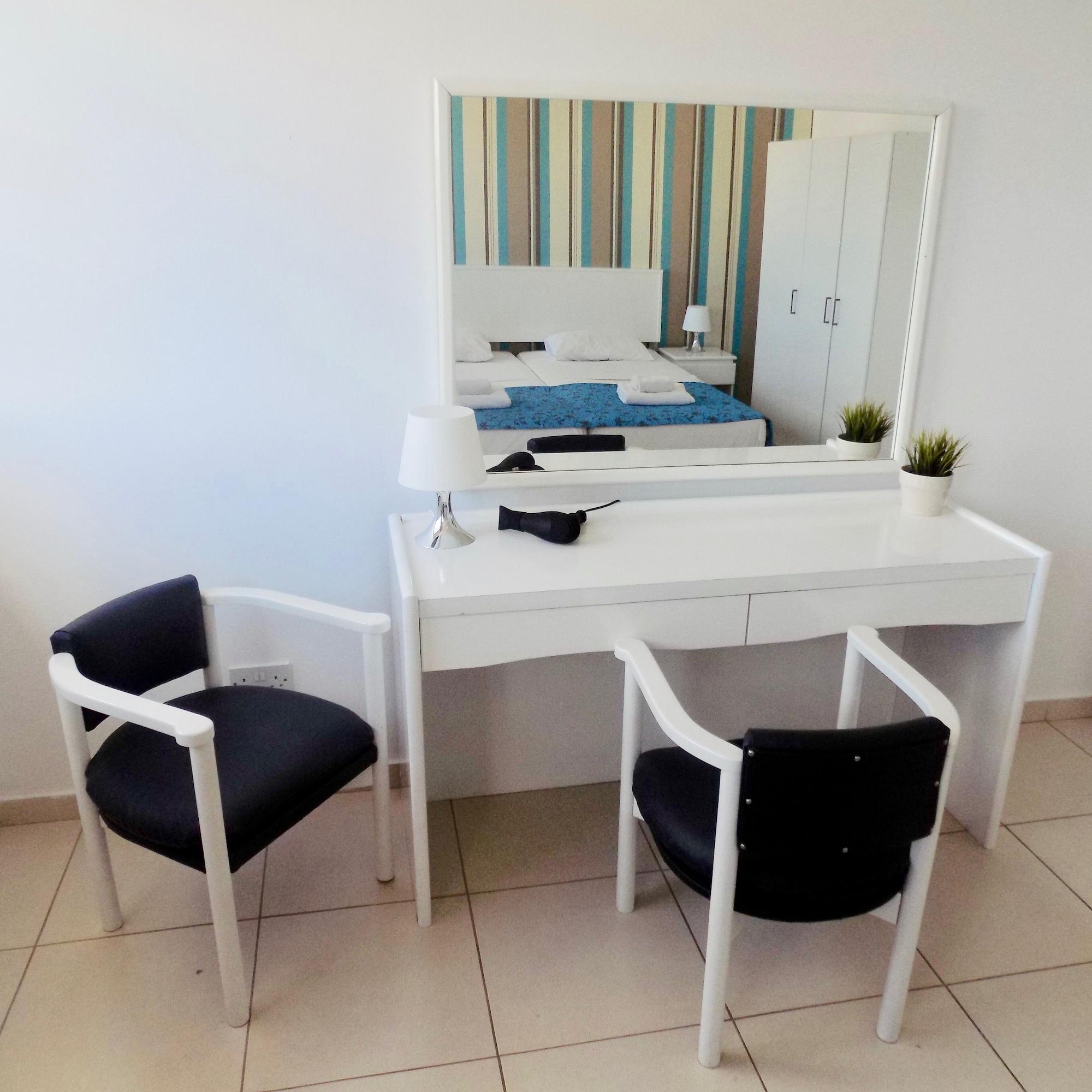 Margarita Napa Apartments Ajía Nápa Kültér fotó