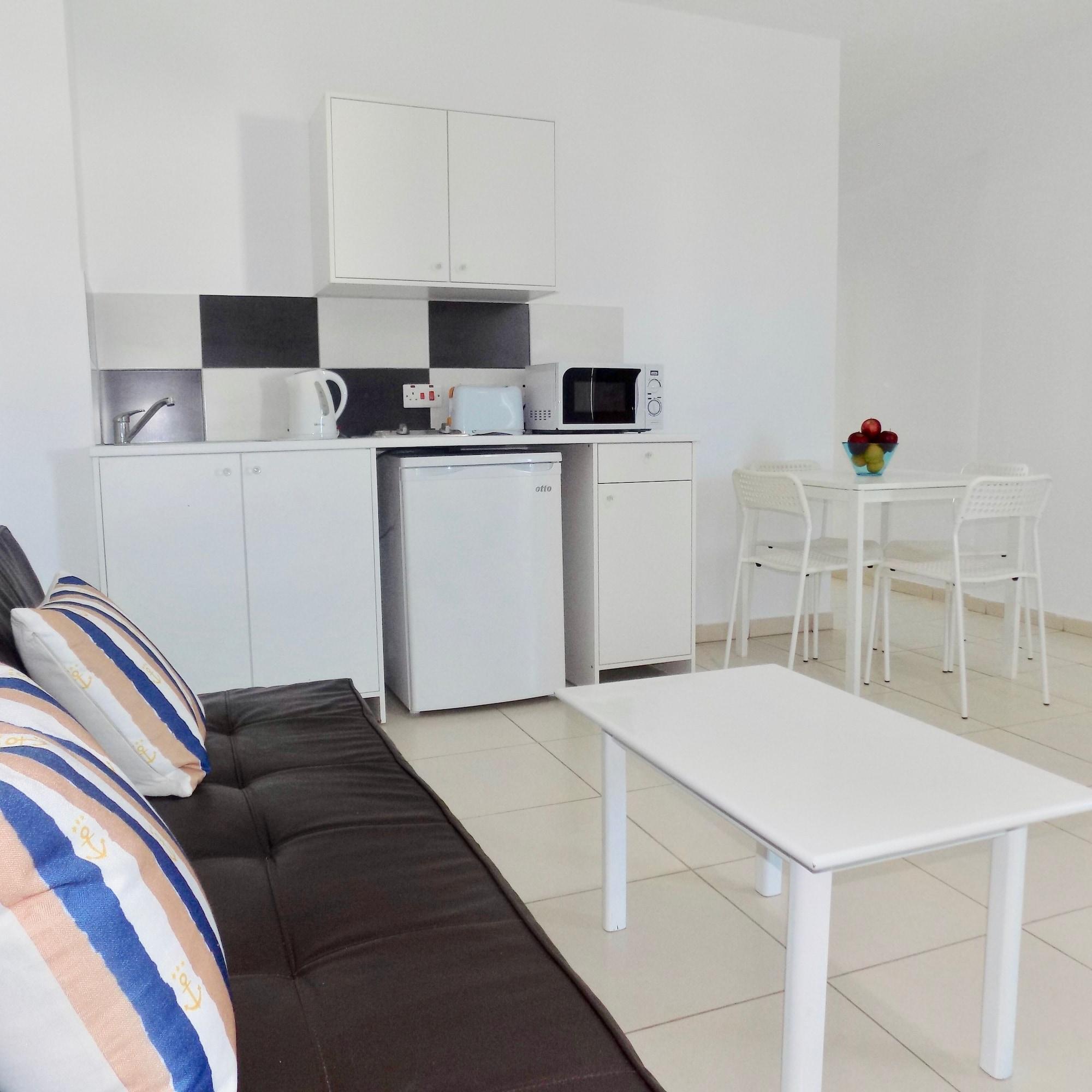 Margarita Napa Apartments Ajía Nápa Kültér fotó