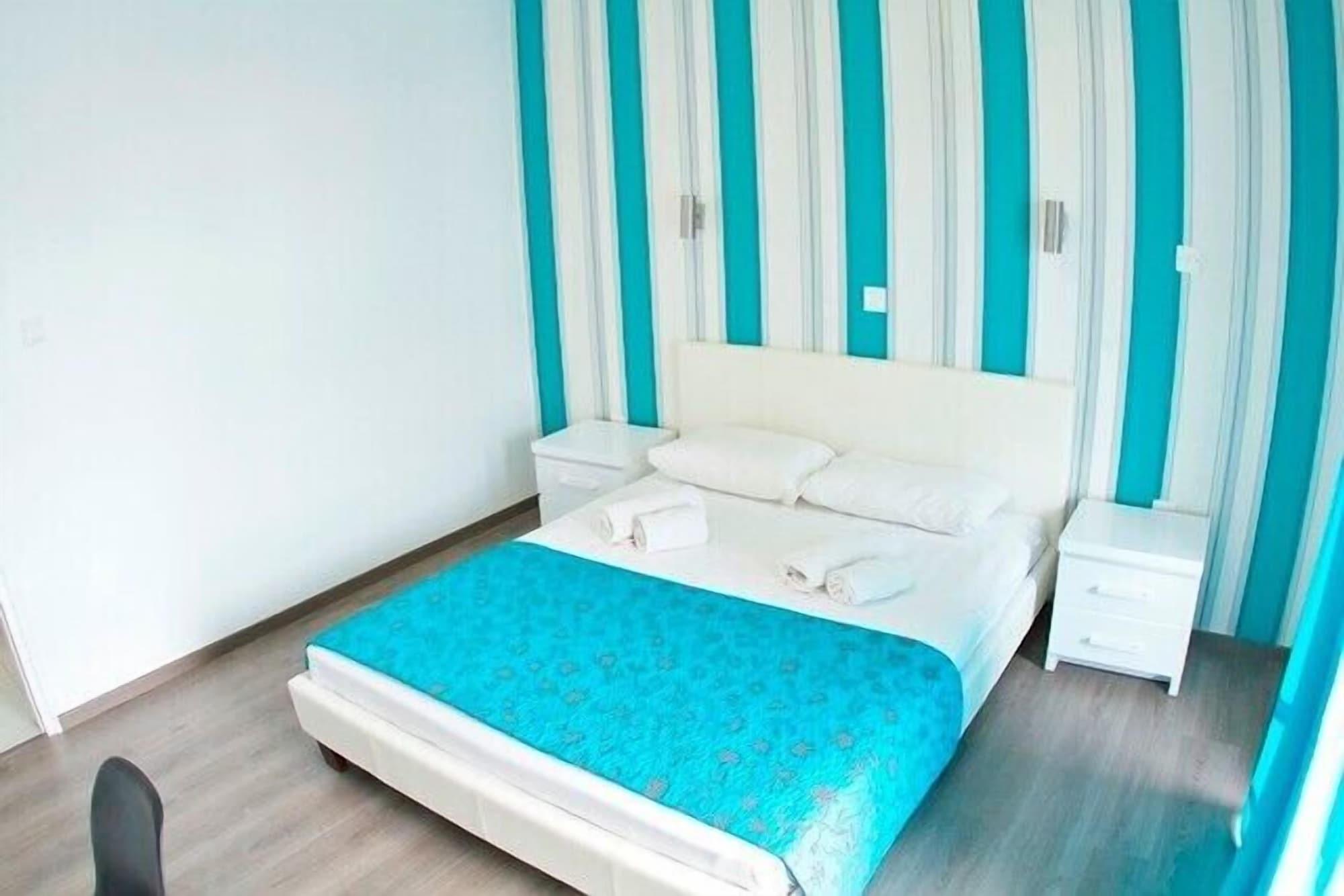 Margarita Napa Apartments Ajía Nápa Kültér fotó