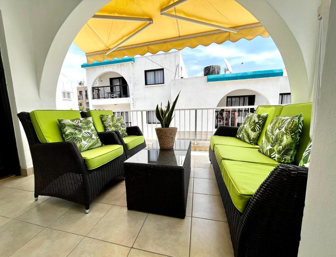Margarita Napa Apartments Ajía Nápa Kültér fotó
